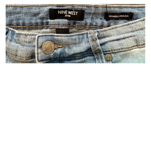 Women’s Nine West Jean Shorts Size 12 Gramercy Bermuda - Picture 3 of 6